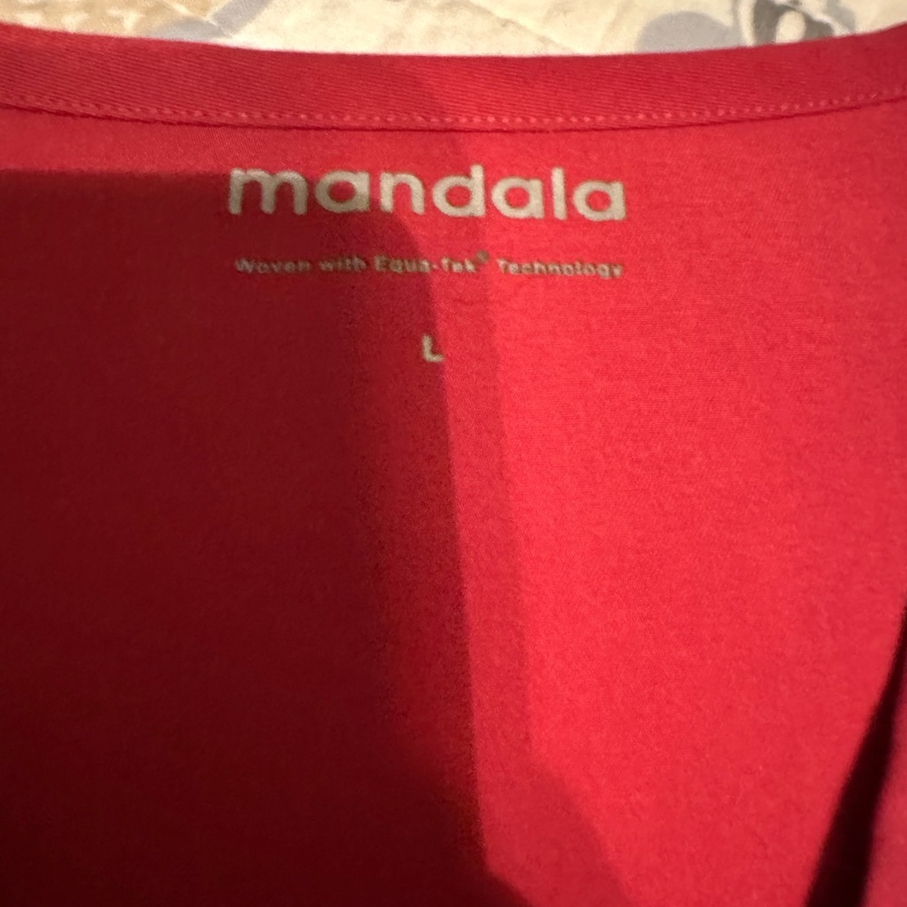 mandala Women's Medical Scrub Set in Rose - Picture 3 of 4